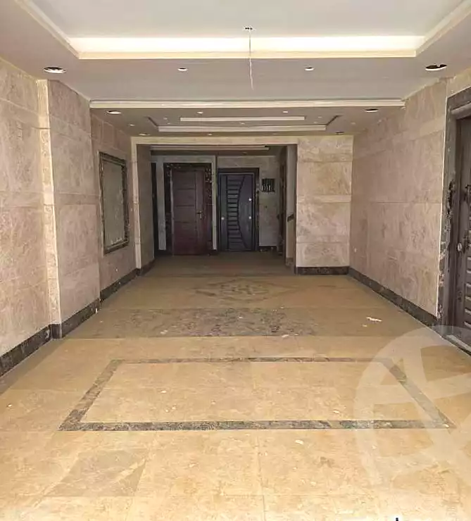 https://aqarmap.com.eg/en/listing/7013366-for-sale-cairo-new-administrative-capital-r7-capital-flowers-compound