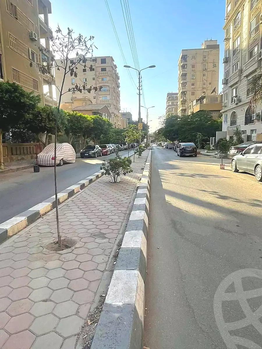 https://aqarmap.com.eg/ar/listing/7021278-for-sale-cairo-heliopolis-heliopolis-square