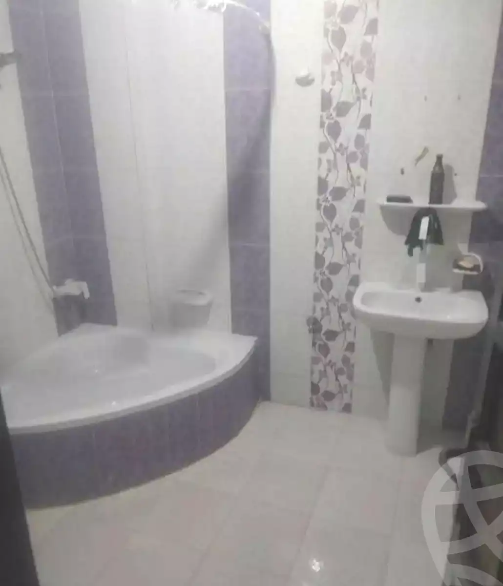 https://aqarmap.com.eg/ar/listing/7021307-for-sale-alexandria-al-agamy-lbytsh-bianchiii