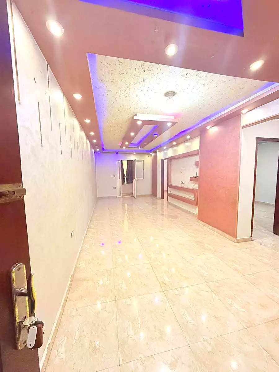 https://aqarmap.com.eg/ar/listing/7021393-for-rent-cairo-elnozha-Streettt-27