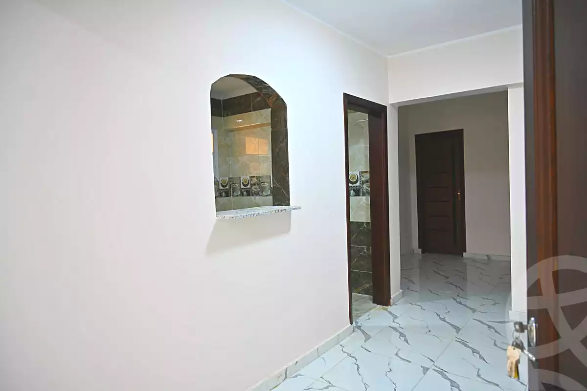 https://aqarmap.com.eg/ar/listing/7021672-for-rent-cairo-6th-of-october-compounds-blm-fyl