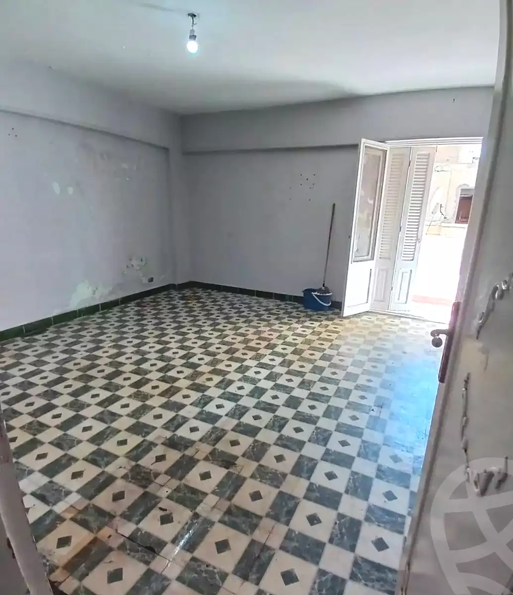 https://aqarmap.com.eg/ar/listing/7021861-for-sale-alexandria-el-asafra-l-sfr-bhry