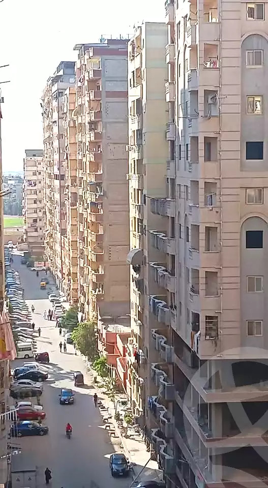 https://aqarmap.com.eg/ar/listing/7021871-for-sale-alexandria-bw-qyr-street-10