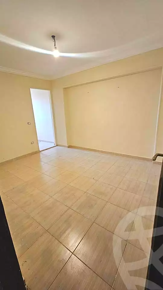 https://aqarmap.com.eg/ar/listing/7021892-for-rent-alexandria-zezenia-ibrahim-el-attar-st