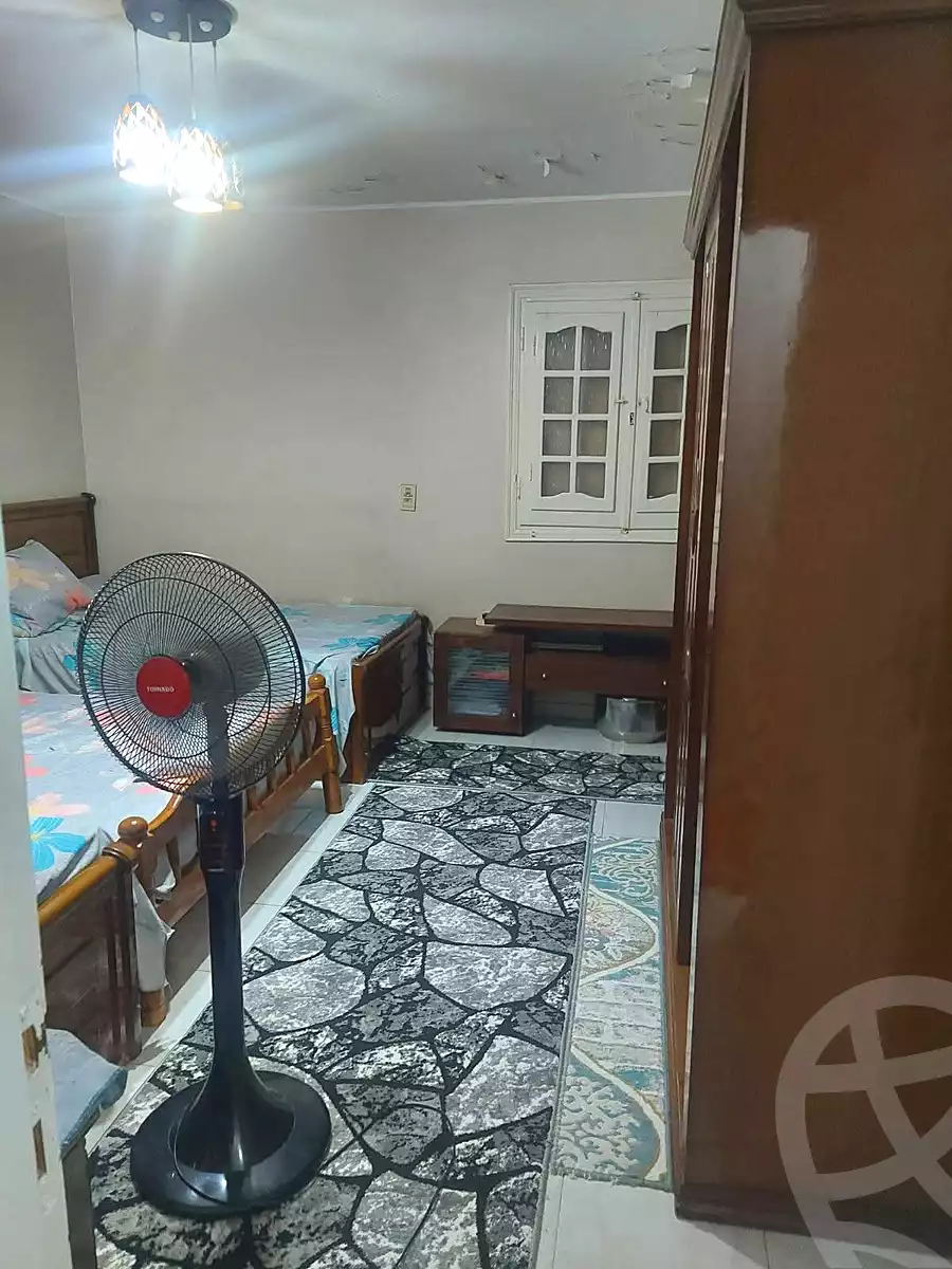 https://aqarmap.com.eg/ar/listing/7023079-for-sale-cairo-helwan-ahmed-enci-st