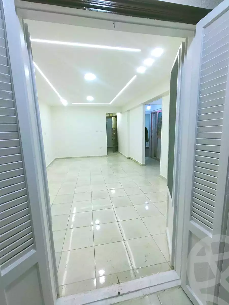 https://aqarmap.com.eg/ar/listing/7023185-for-sale-alexandria-new-miami