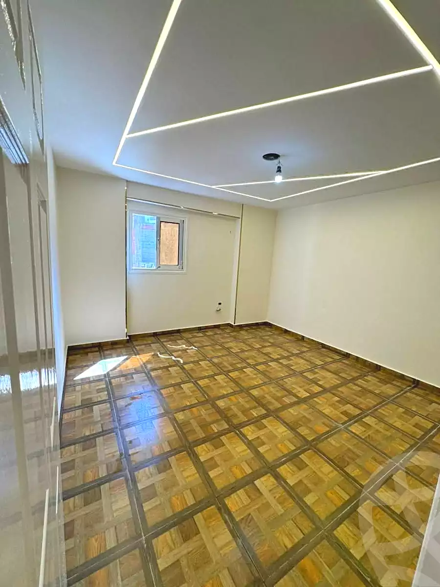https://aqarmap.com.eg/ar/listing/7023210-for-sale-alexandria-sydy-bshr-sydy-bshr-bhry-khalil-hamada-st
