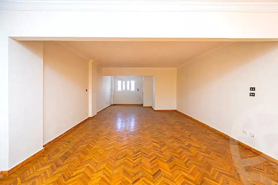 https://aqarmap.com.eg/ar/listing/7023308-for-sale-alexandria-ganaklis