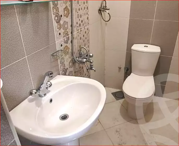 https://aqarmap.com.eg/ar/listing/7023343-for-sale-cairo-helwan-mnshy-yn-hlwn-rael-st