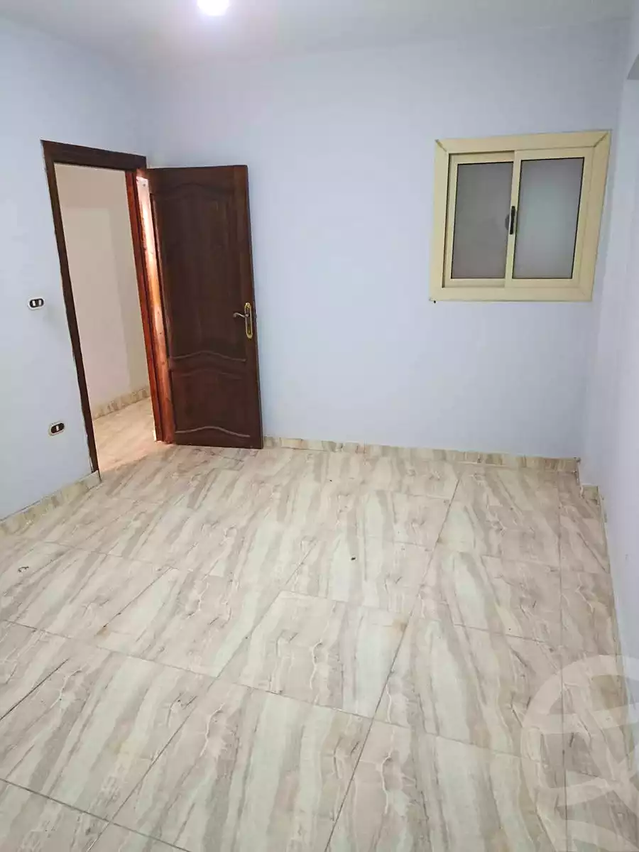 https://aqarmap.com.eg/ar/listing/7023788-for-rent-alexandria-al-agamy-bw-ywsf