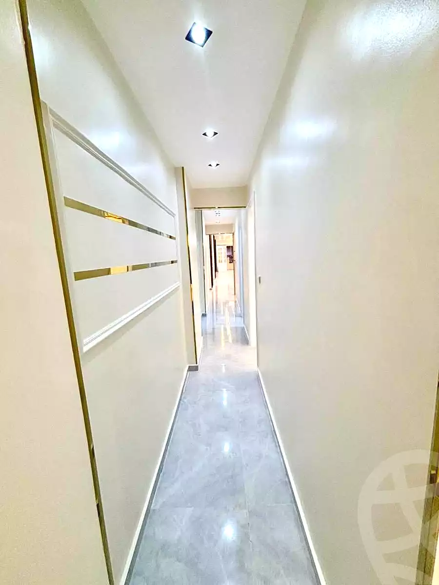 https://aqarmap.com.eg/en/listing/7023848-for-sale-alexandria-sydy-bshr-sydy-bshr-bhry-street-15
