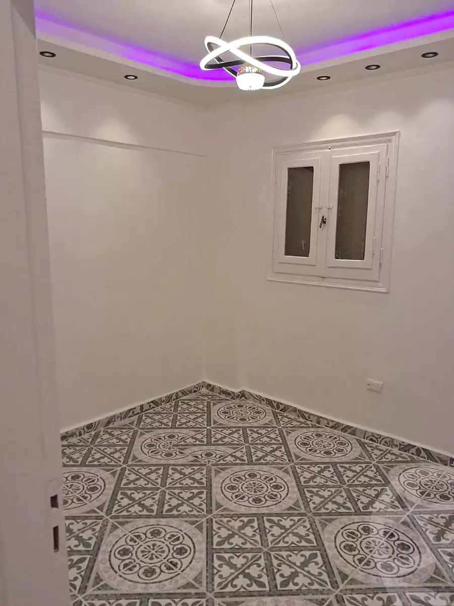 https://aqarmap.com.eg/ar/listing/7024105-for-sale-alexandria-al-agamy-shataa-el-nakheel-street-45