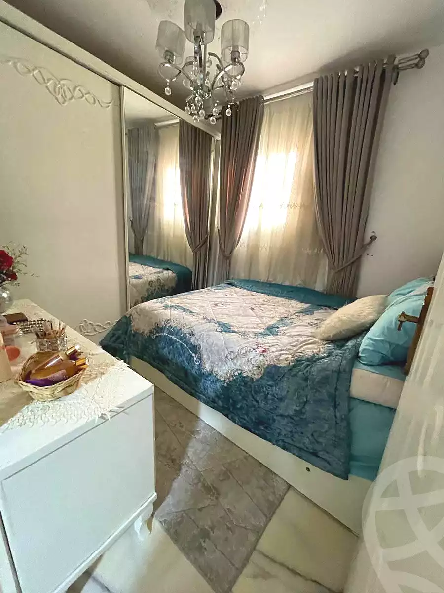 https://aqarmap.com.eg/ar/listing/7024128-for-sale-alexandria-el-asafra-shr-45