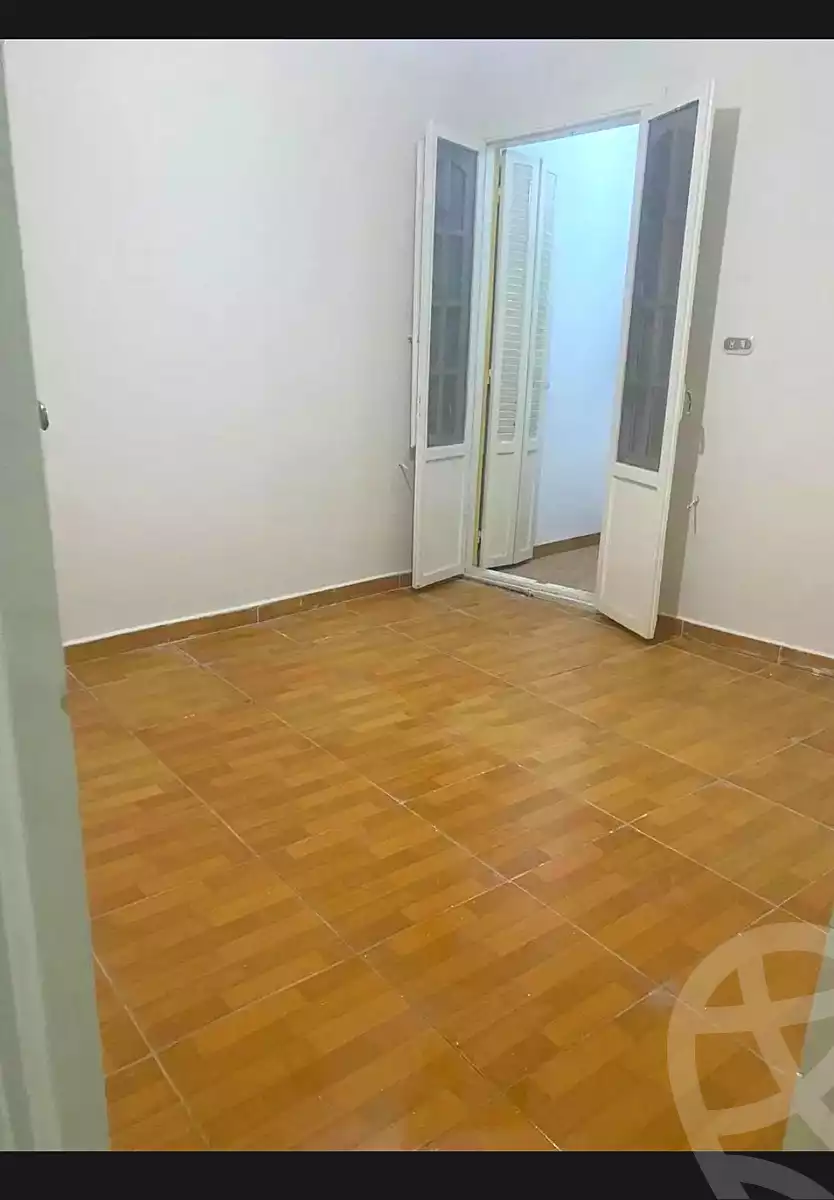 https://aqarmap.com.eg/ar/listing/7024845-for-sale-alexandria-sydy-bshr-sydy-bshr-bhry