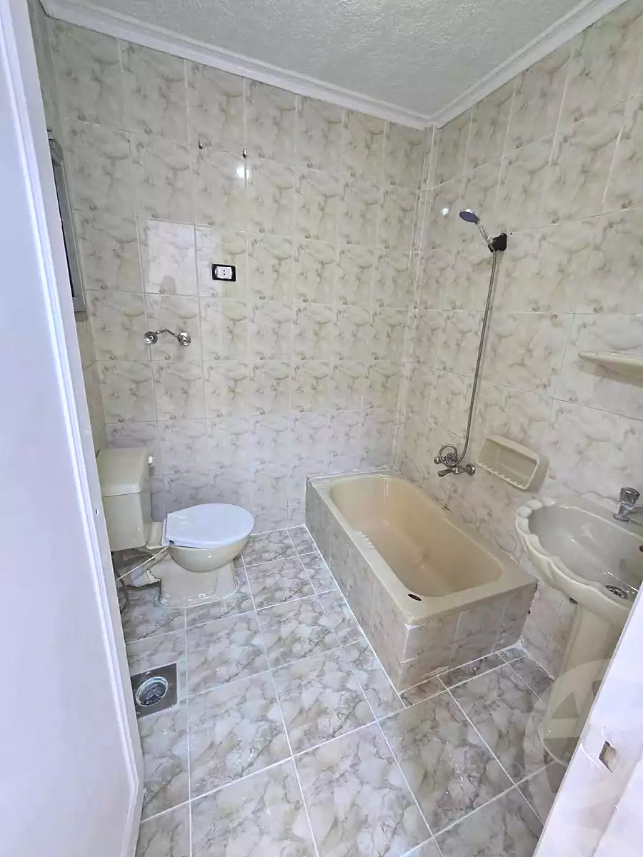 https://aqarmap.com.eg/en/listing/7024912-for-sale-alexandria-al-agamy