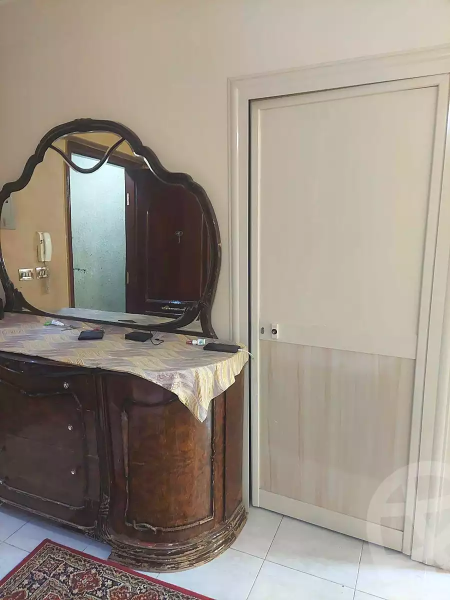 https://aqarmap.com.eg/ar/listing/7024967-for-sale-cairo-helwan-ahmed-enci-st