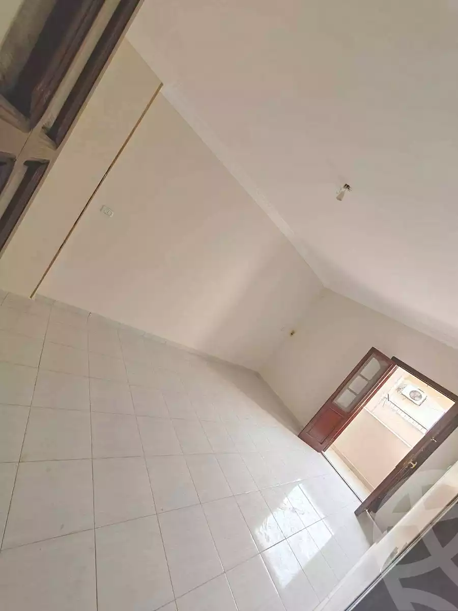 https://aqarmap.com.eg/en/listing/7025088-for-sale-cairo-helwan-helwan-el-sharkeya-thabit-basha-st