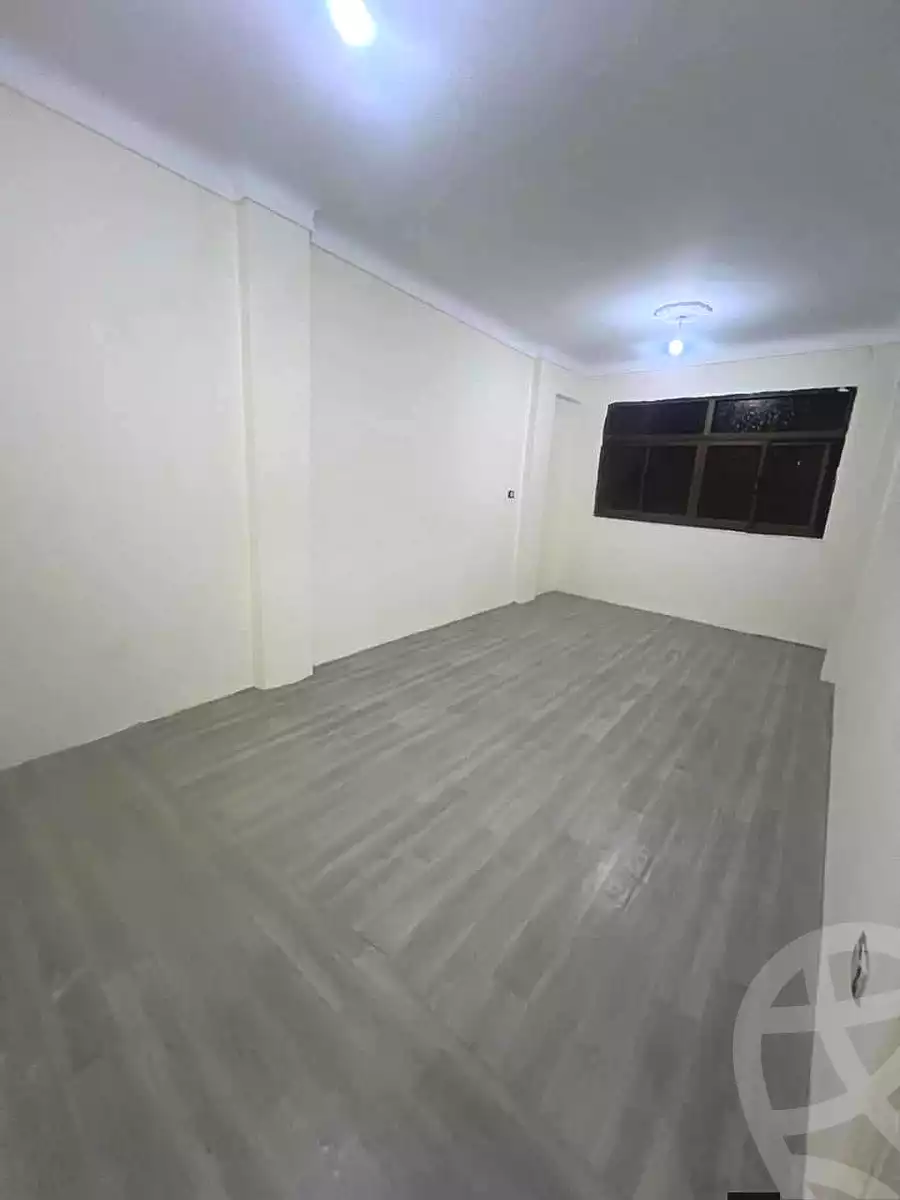 https://aqarmap.com.eg/ar/listing/7025104-for-sale-alexandria-lsywf-el-falki