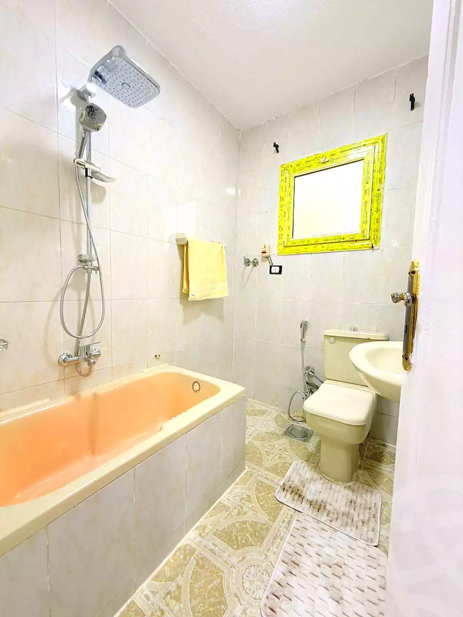 https://aqarmap.com.eg/ar/listing/7025093-for-sale-alexandria-al-agamy-shataa-el-nakheel