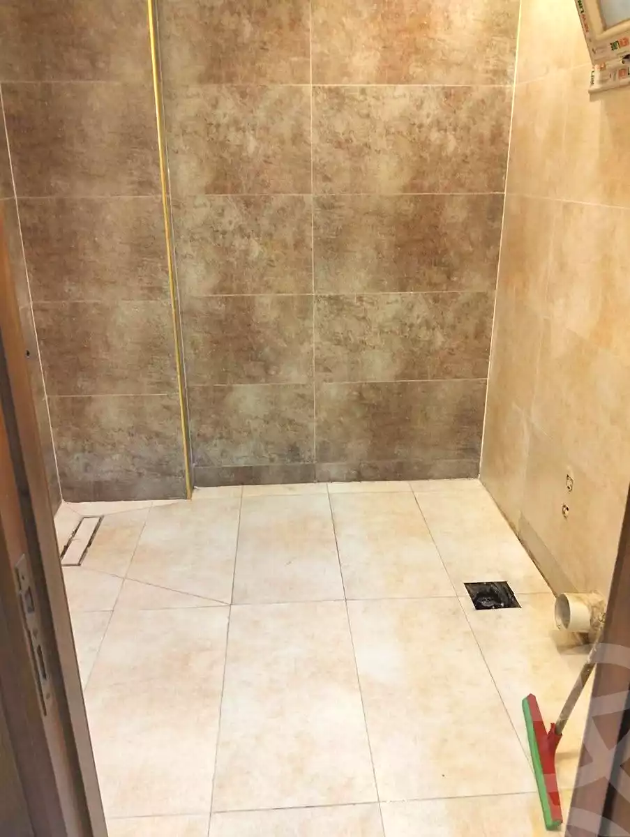 https://aqarmap.com.eg/ar/listing/7025441-for-sale-alexandria-el-asafra-l-sfr-bhry