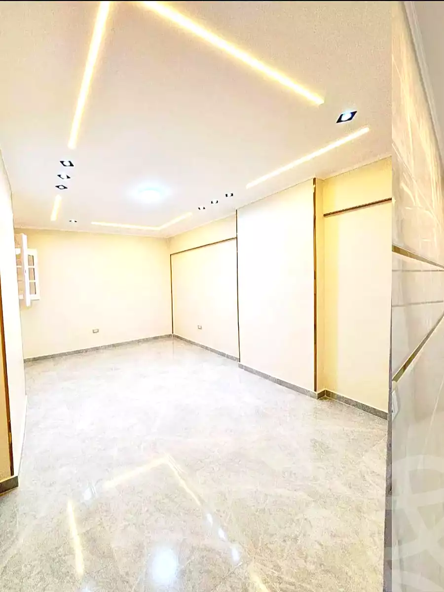 https://aqarmap.com.eg/ar/listing/7025722-for-sale-alexandria-sydy-bshr-sydy-bshr-bhry