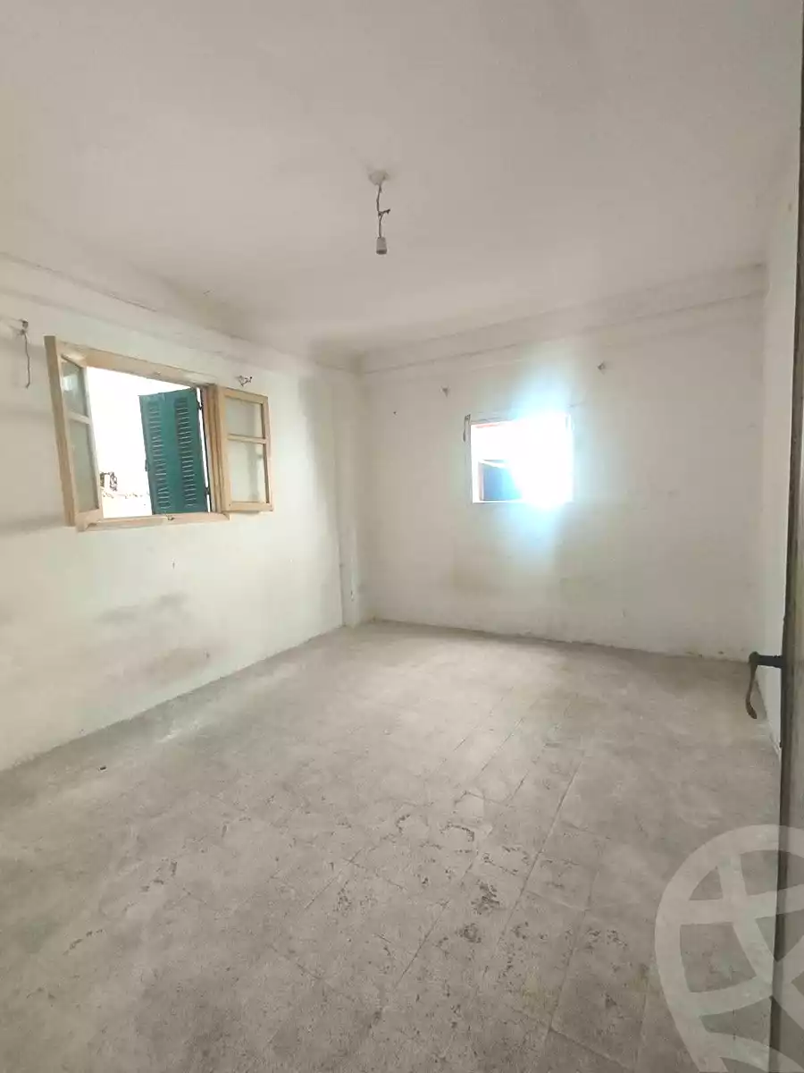 https://aqarmap.com.eg/en/listing/7025746-for-sale-alexandria-al-agamy-lbytsh-ain-shams-st