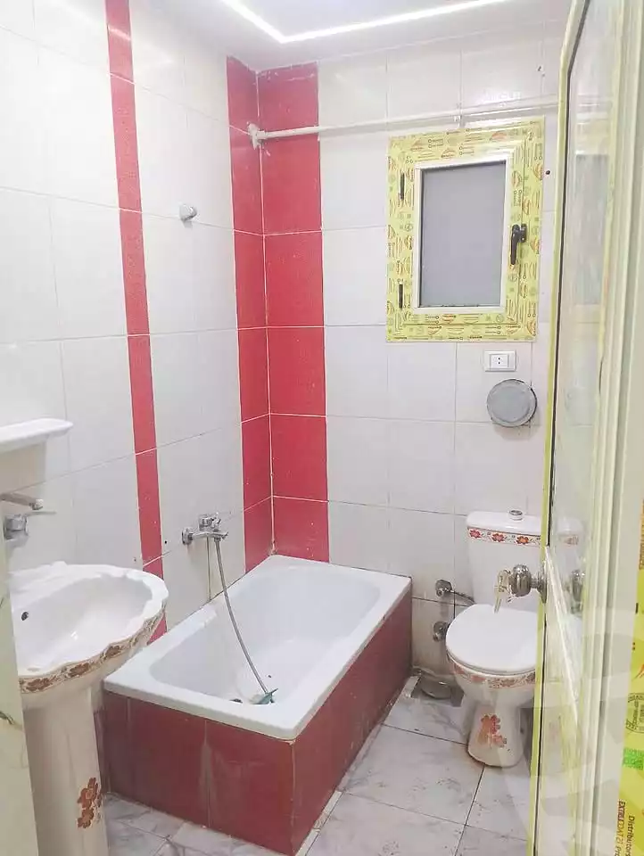 https://aqarmap.com.eg/ar/listing/7025815-for-sale-alexandria-bw-qyr-street-16