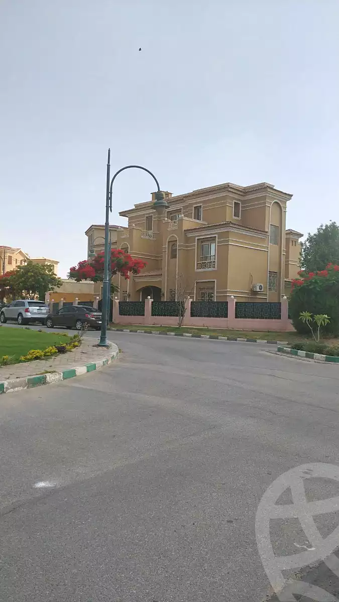 https://aqarmap.com.eg/en/listing/7026034-for-rent-cairo-new-cairo-90th-street-south-teseen-st