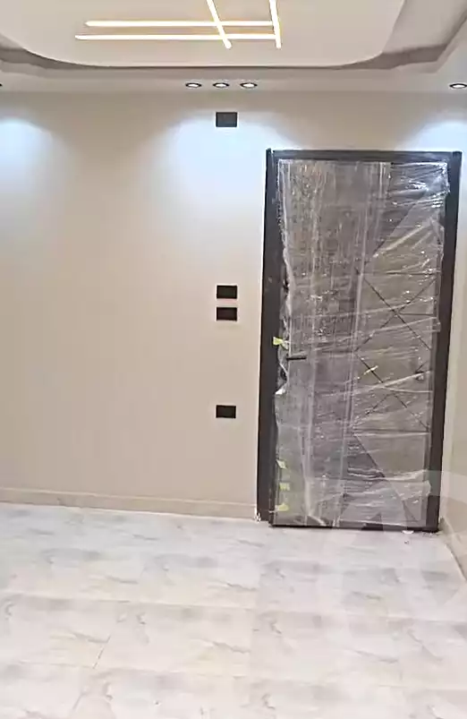 https://aqarmap.com.eg/ar/listing/7025717-for-sale-cairo-ain-shams-ain-shams-el-sharkia-el-zahraa-st