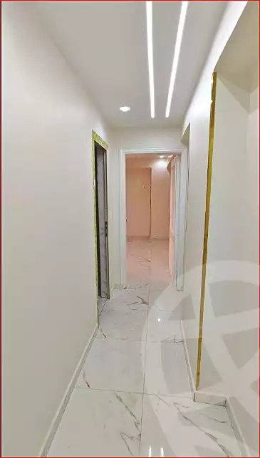 https://aqarmap.com.eg/ar/listing/7026631-for-rent-cairo-helwan-mostafa-fahmy-st
