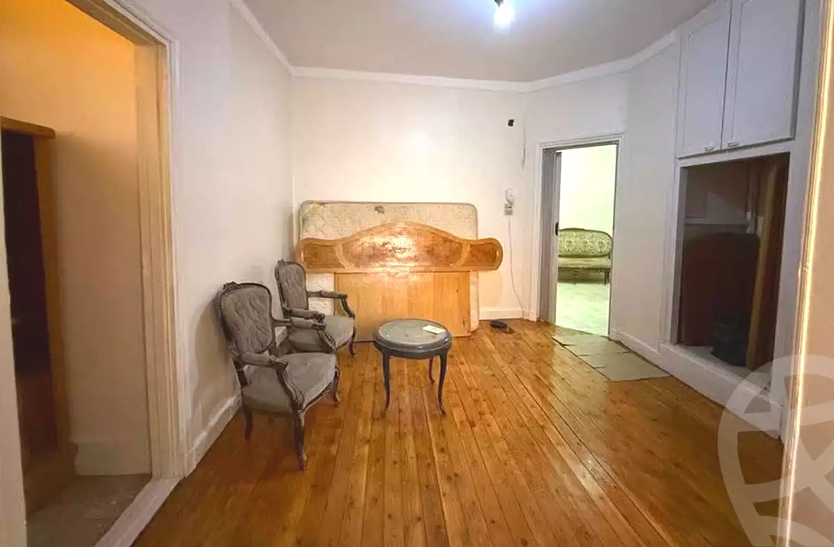 https://aqarmap.com.eg/en/listing/7026766-for-sale-cairo-downtown-bab-el-loaa-al-bustan-st