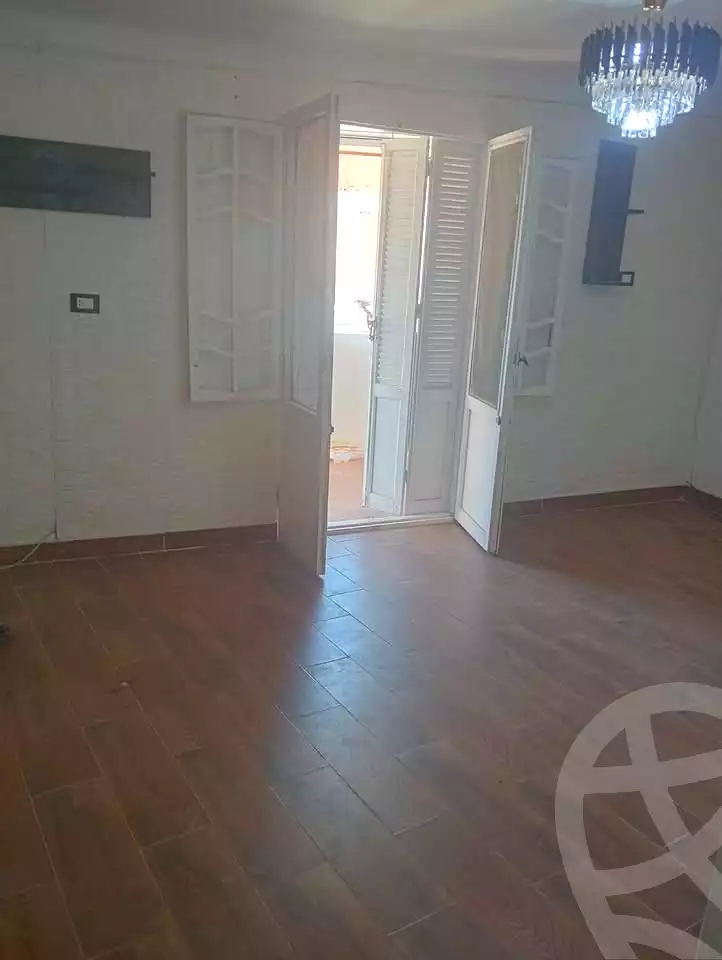 https://aqarmap.com.eg/ar/listing/7025549-for-sale-alexandria-al-agamy-lbytsh-el-bostan-st