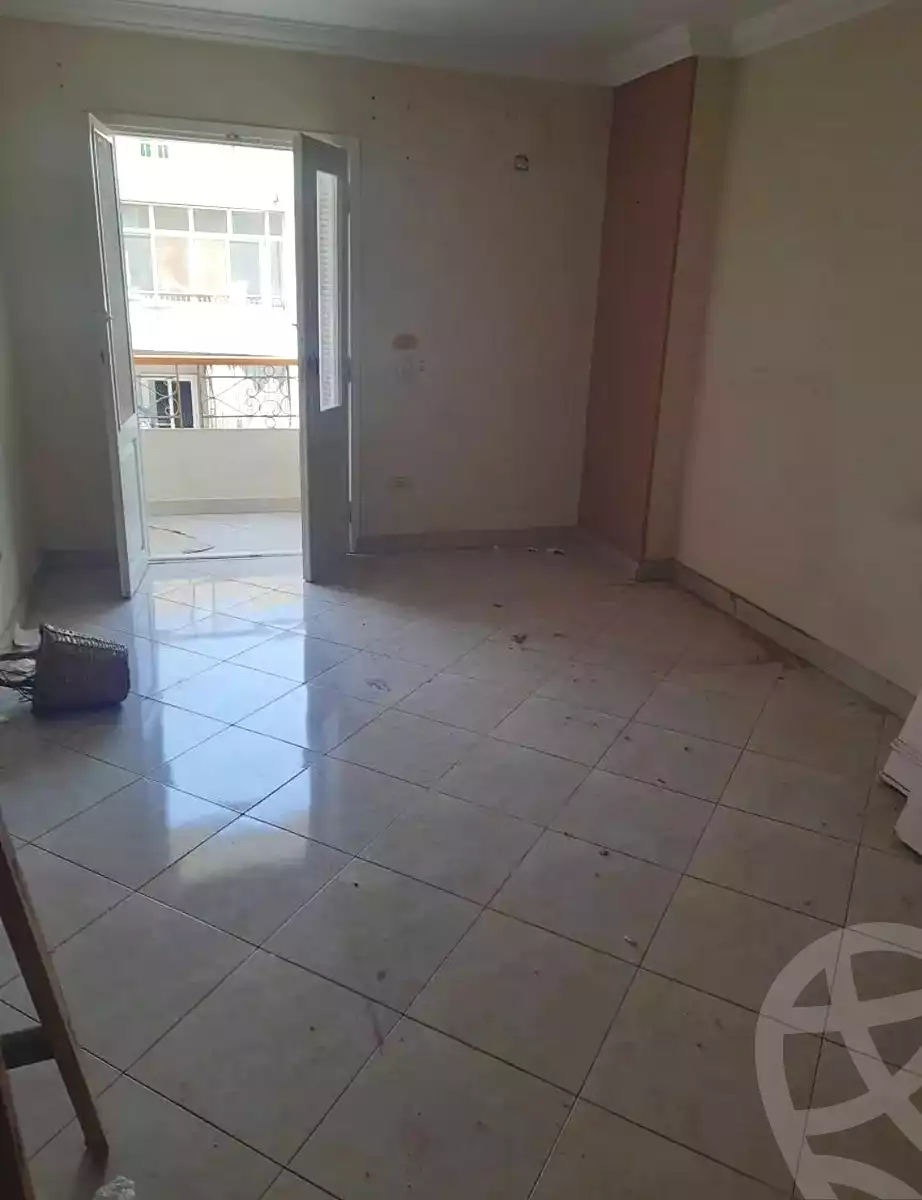 https://aqarmap.com.eg/ar/listing/7026976-for-sale-cairo-shoubra-el-sahel-ibrahim-nagy-st