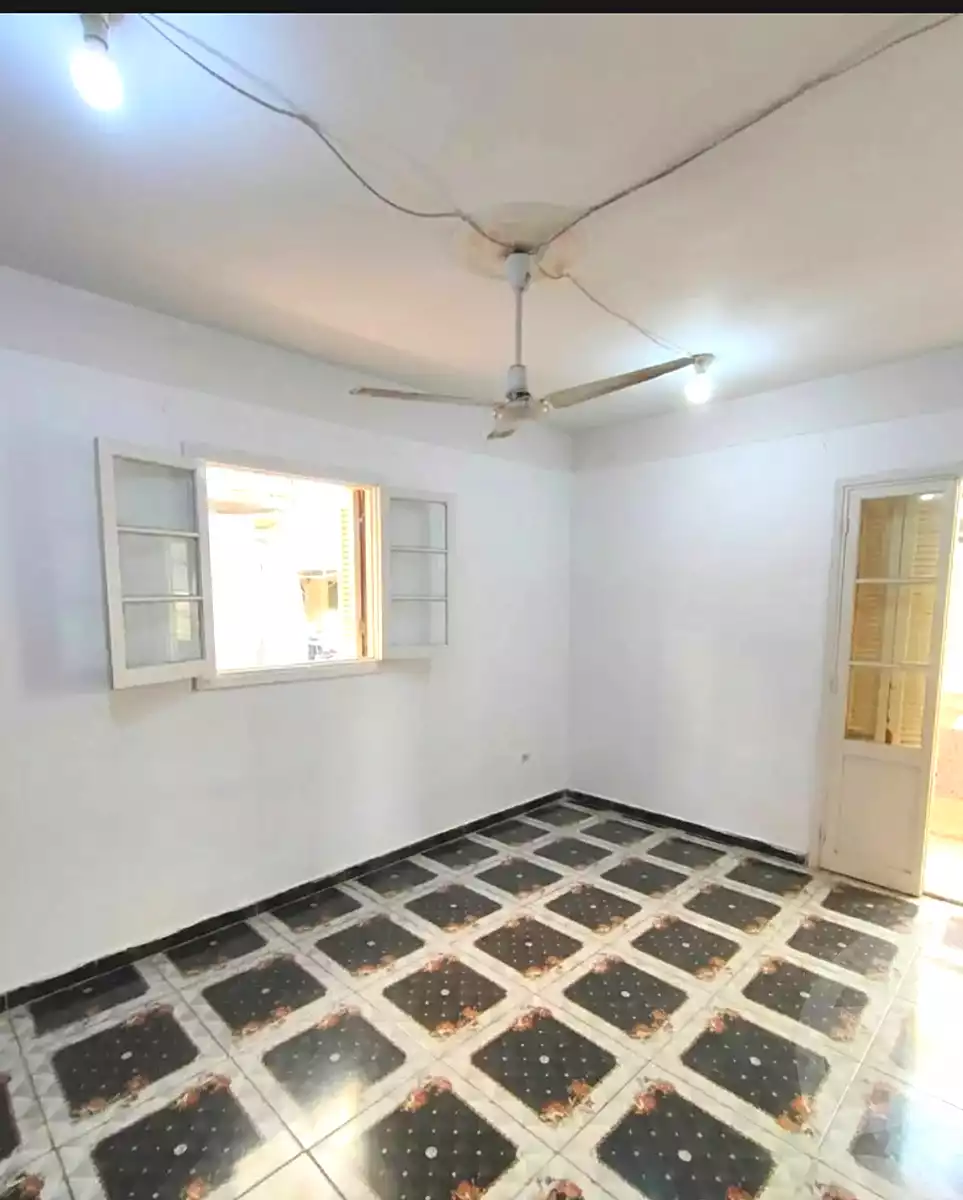 https://aqarmap.com.eg/ar/listing/7027063-for-sale-alexandria-el-asafra-l-sfr-bhry