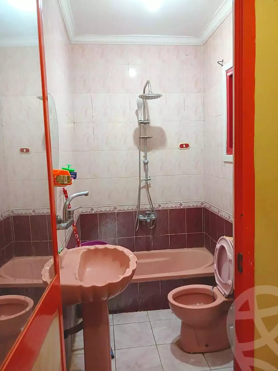https://aqarmap.com.eg/ar/listing/7025323-for-sale-alexandria-al-agamy-lbytsh-el-hay-st