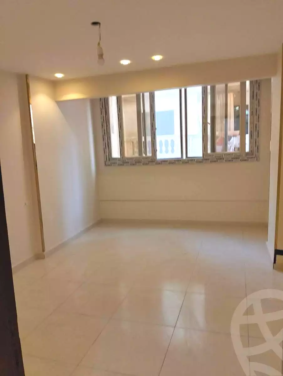 https://aqarmap.com.eg/ar/listing/7025309-for-sale-alexandria-el-asafra-l-sfr-bhry