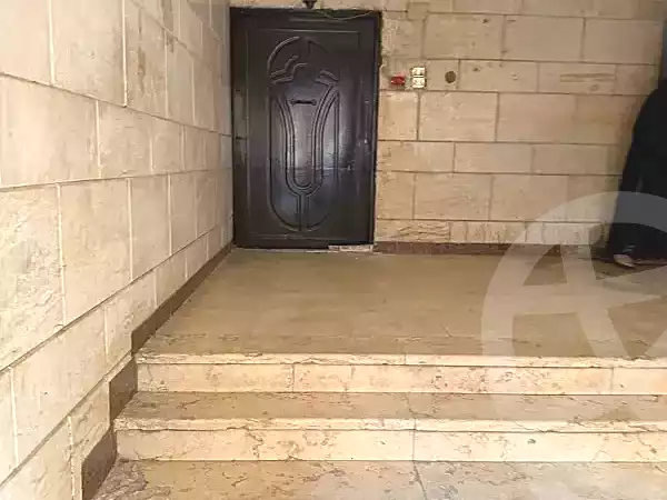 https://aqarmap.com.eg/en/listing/7027599-for-sale-cairo-manial-el-rawda-st