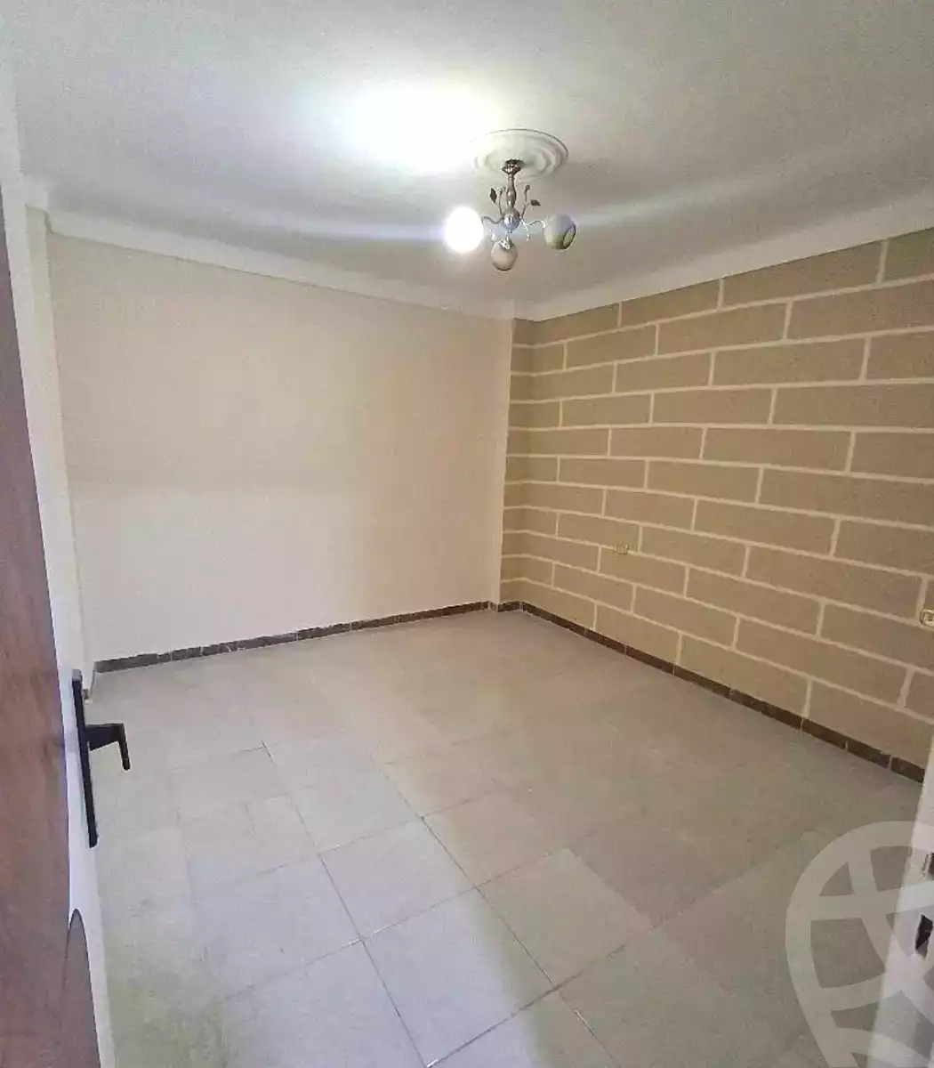 https://aqarmap.com.eg/en/listing/7027639-for-sale-alexandria-lsywf-el-falki