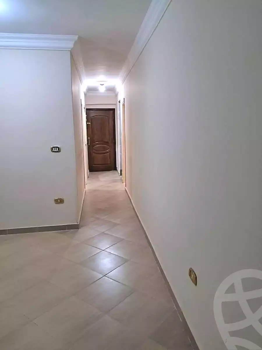 https://aqarmap.com.eg/ar/listing/7027720-for-sale-alexandria-al-agamy-lbytsh-bianchiii