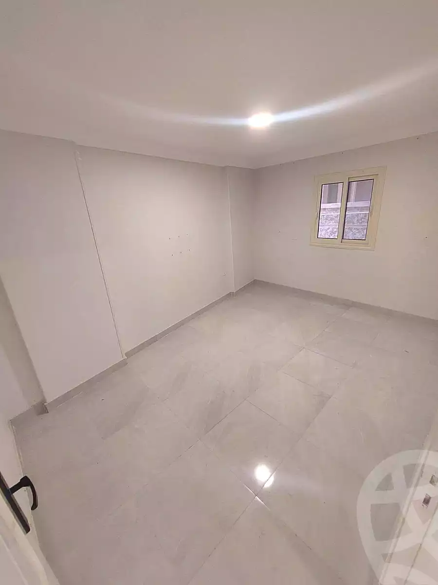https://aqarmap.com.eg/ar/listing/7028438-for-rent-alexandria-sydy-bshr-sydy-bshr-bhry-abd-el-salam-aref-st