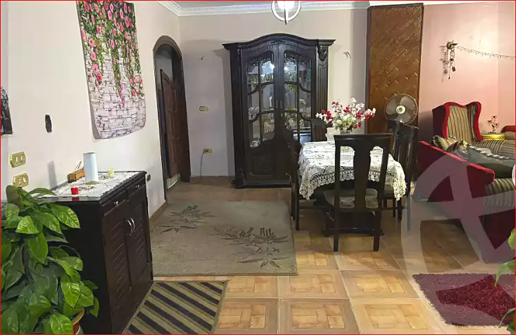 https://aqarmap.com.eg/ar/listing/7028437-for-sale-cairo-helwan-helwan-el-sharkeya-abd-el-rahman-pasha-st
