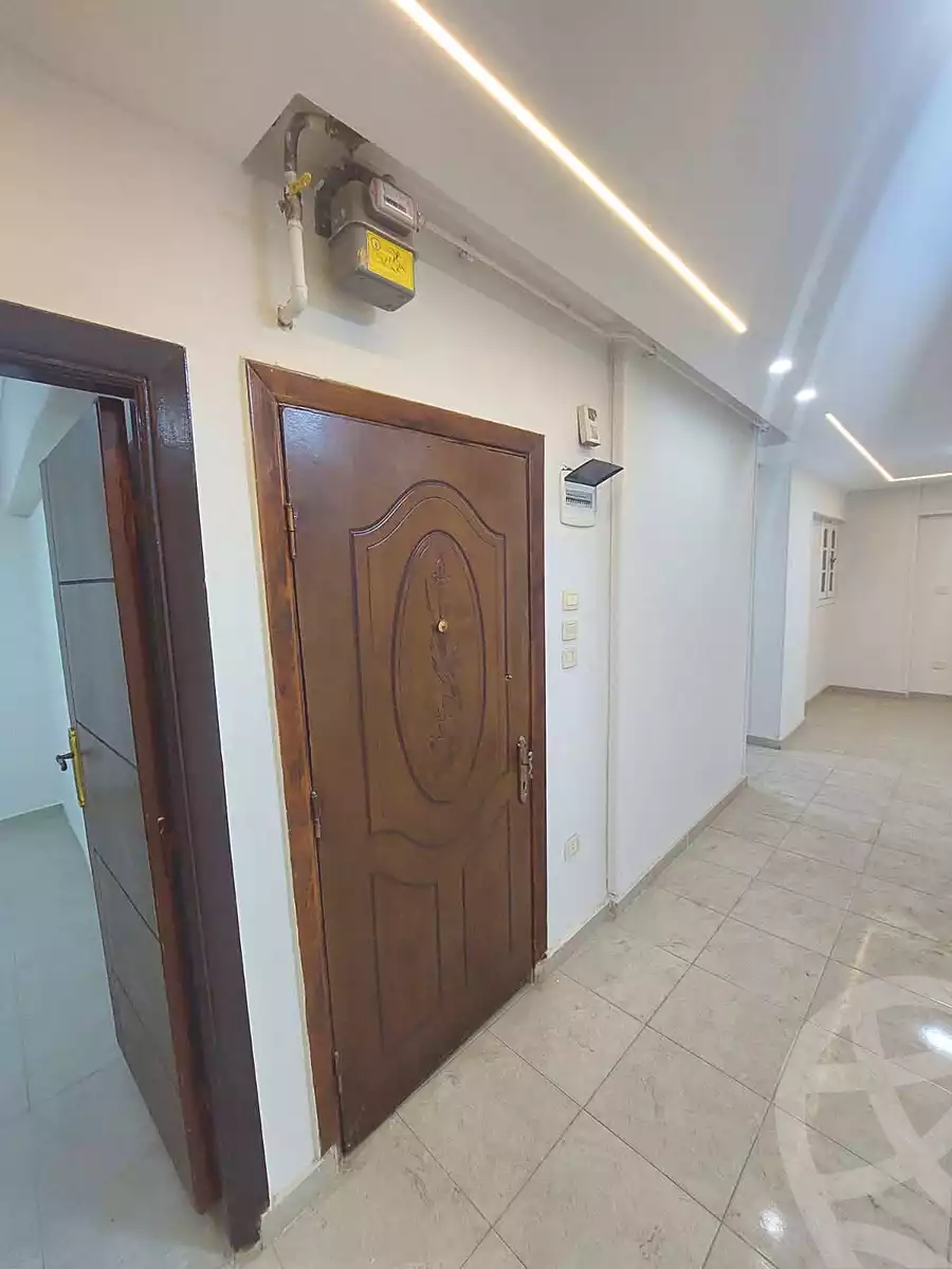 https://aqarmap.com.eg/ar/listing/7028444-for-sale-alexandria-sydy-bshr-sydy-bshr-bhry