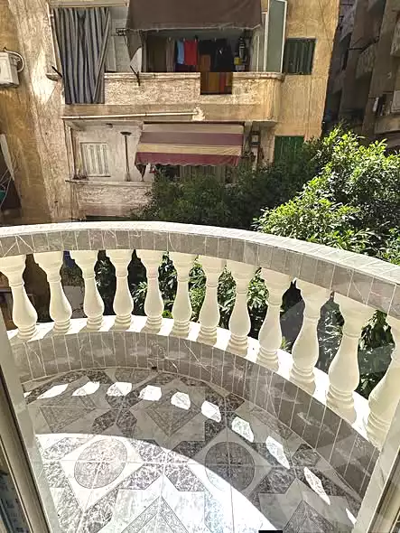https://aqarmap.com.eg/ar/listing/7028460-for-sale-alexandria-lsywf-lsywf-bhry-abd-el-salam-aref-st