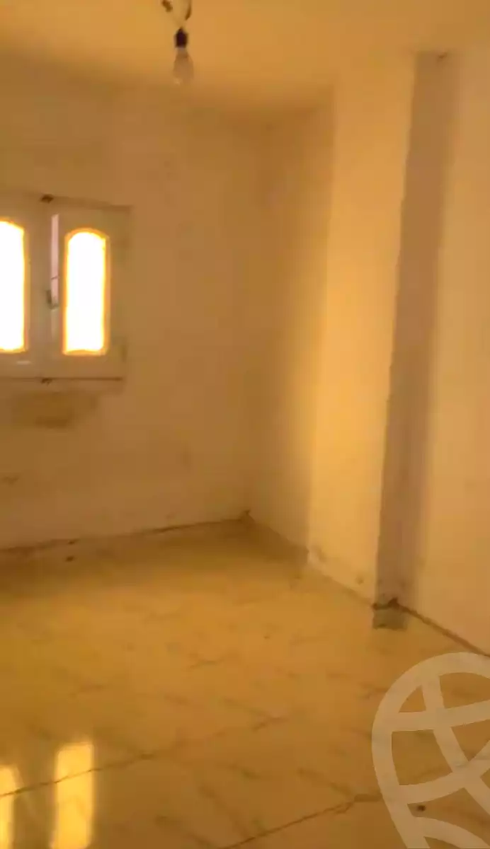 https://aqarmap.com.eg/ar/listing/7028700-for-sale-alexandria-al-agamy-el-hanouvel