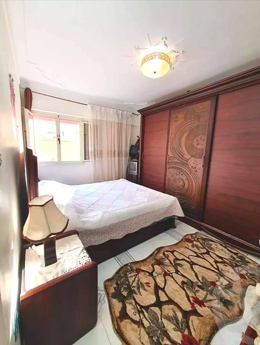 https://aqarmap.com.eg/en/listing/7028745-for-sale-alexandria-al-agamy-el-hanouvel-trablose-st