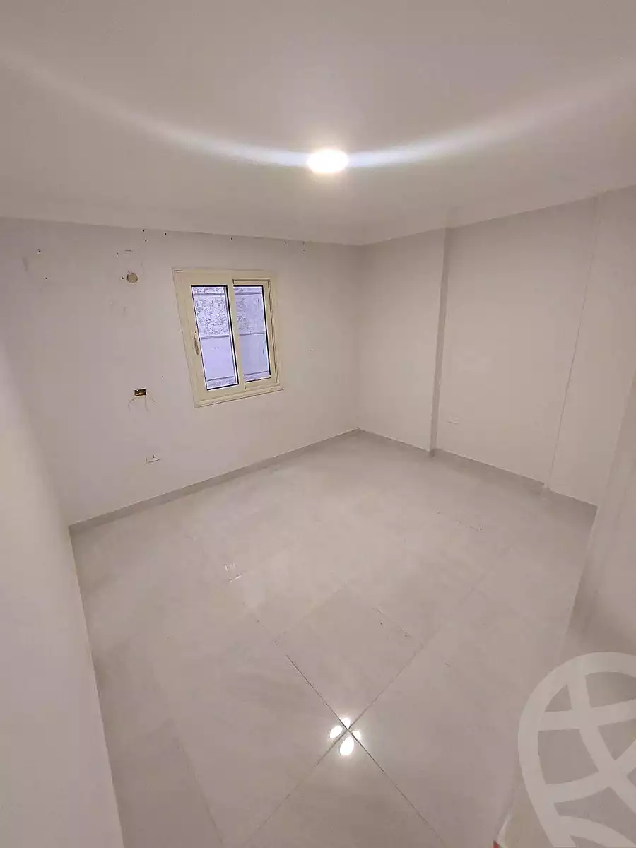 https://aqarmap.com.eg/ar/listing/7029408-for-rent-alexandria-sydy-bshr