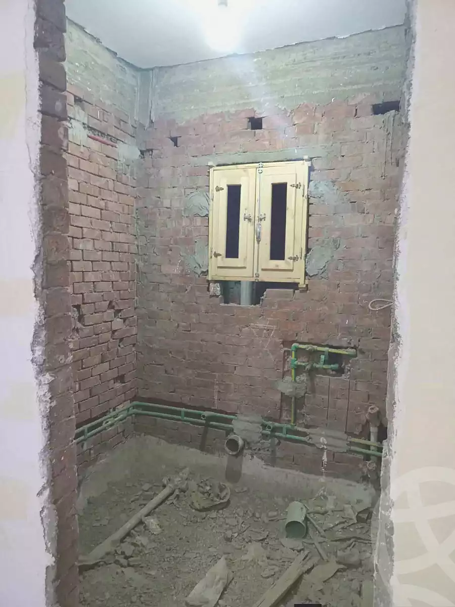https://aqarmap.com.eg/en/listing/7030004-for-sale-cairo-helwan-hadayek-helwan-el-eshrein-st