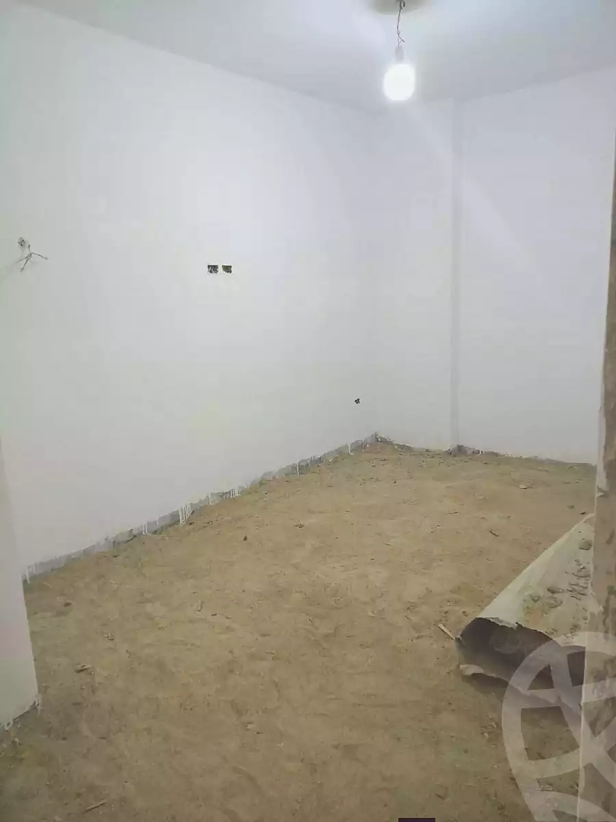 https://aqarmap.com.eg/en/listing/7030004-for-sale-cairo-helwan-hadayek-helwan-el-eshrein-st