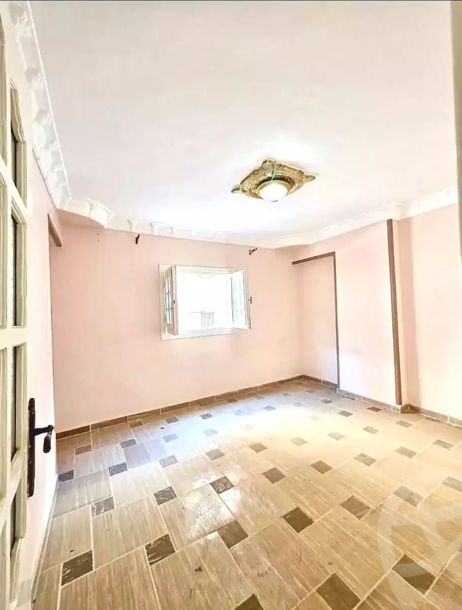 https://aqarmap.com.eg/ar/listing/7030023-for-sale-alexandria-el-mandara-alex-el-mandara-bahri-sidi-kamal-st