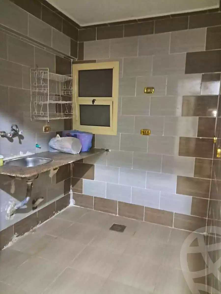 https://aqarmap.com.eg/ar/listing/7030635-for-sale-alexandria-al-agamy-lbytsh-bianchiii-street-11